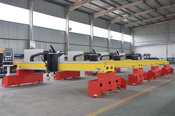 龍門(mén)式數(shù)控切割機(jī) 龍門(mén)式數(shù)控切割機(jī)