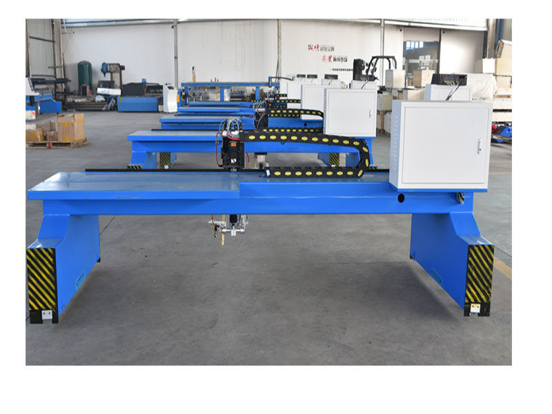 數(shù)控火焰切割機 數(shù)控火焰切割機