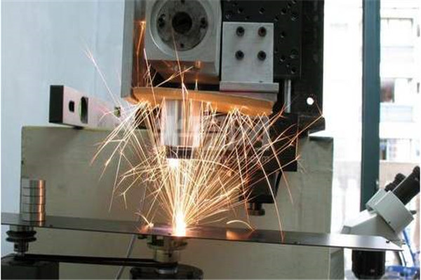 數(shù)控激光切割機 數(shù)控激光切割機