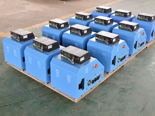 數(shù)控光纖激光切割機