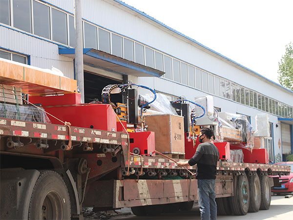 光纖激光切割機(jī) 光纖激光切割機(jī)