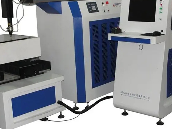 數(shù)控激光切割機廠家.jpg 數(shù)控激光切割機廠家.jpg